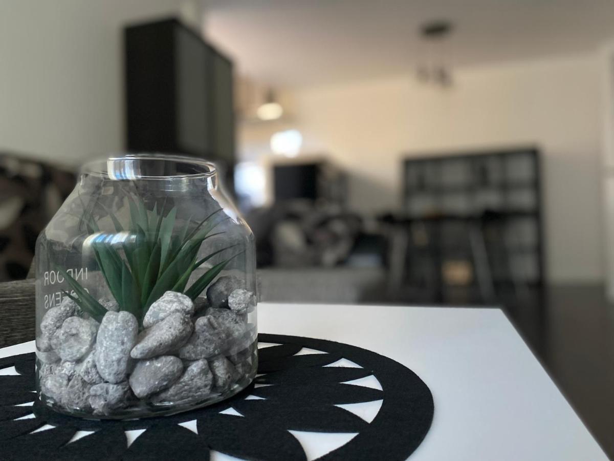 Vut Nohales Home Bagian luar foto